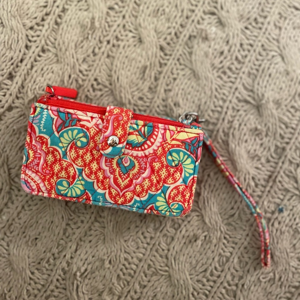 Vera Bradley wristlet wallet - like new